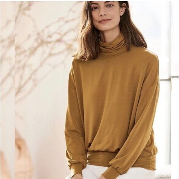 Garnet Hill Jersey Stretch Knit Cowl Neck Long Sleeve Top Golden Yellow Size Lar - Picture 1 of 4